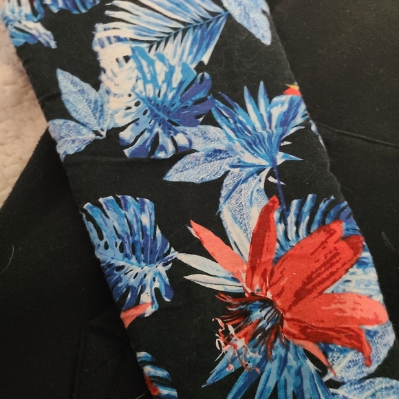 Standard&Grind Black & Tropical Print Hoodie SM - Picture 6 of 8